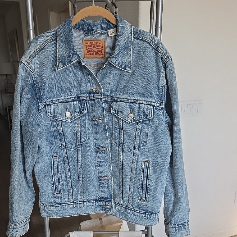 Levi's Men's Light Blue Denim Jacket